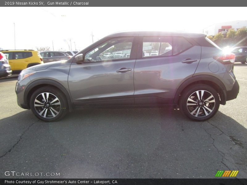 Gun Metallic / Charcoal 2019 Nissan Kicks SV