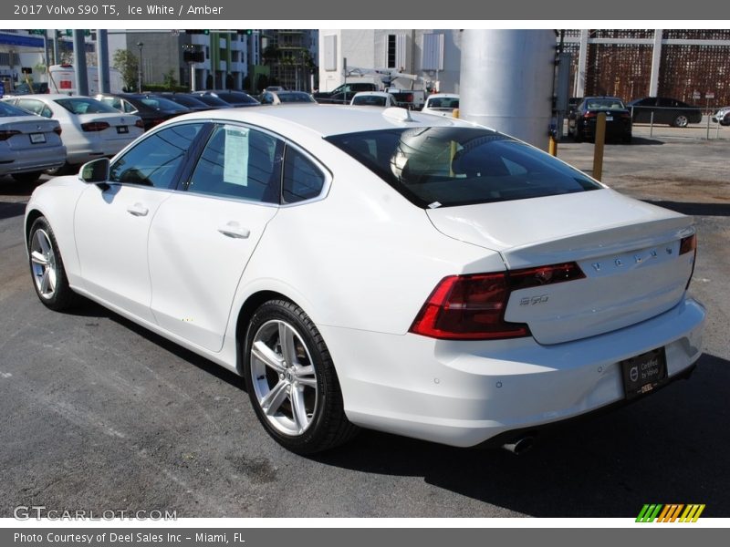 Ice White / Amber 2017 Volvo S90 T5