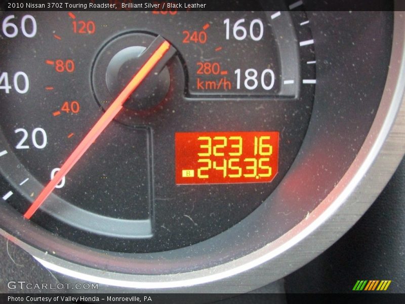 Brilliant Silver / Black Leather 2010 Nissan 370Z Touring Roadster