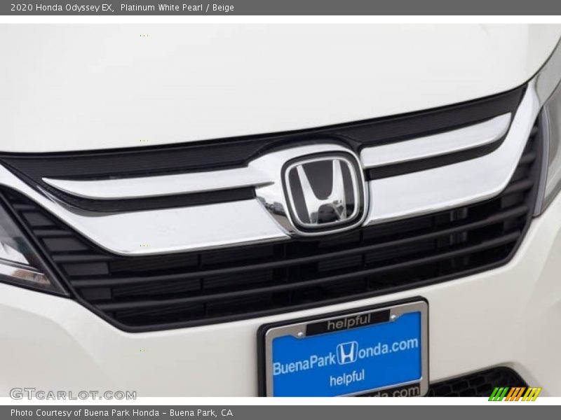 Platinum White Pearl / Beige 2020 Honda Odyssey EX