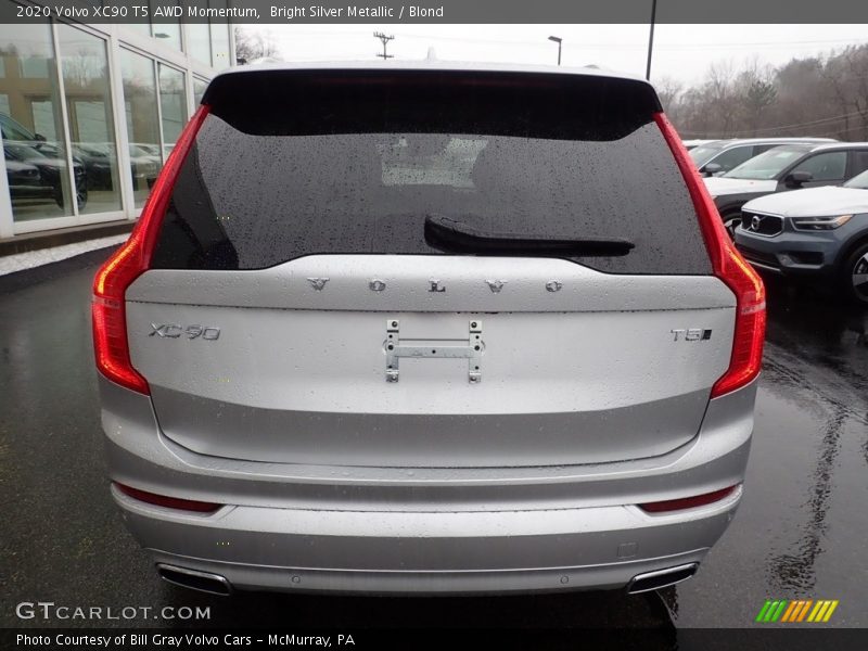 Bright Silver Metallic / Blond 2020 Volvo XC90 T5 AWD Momentum