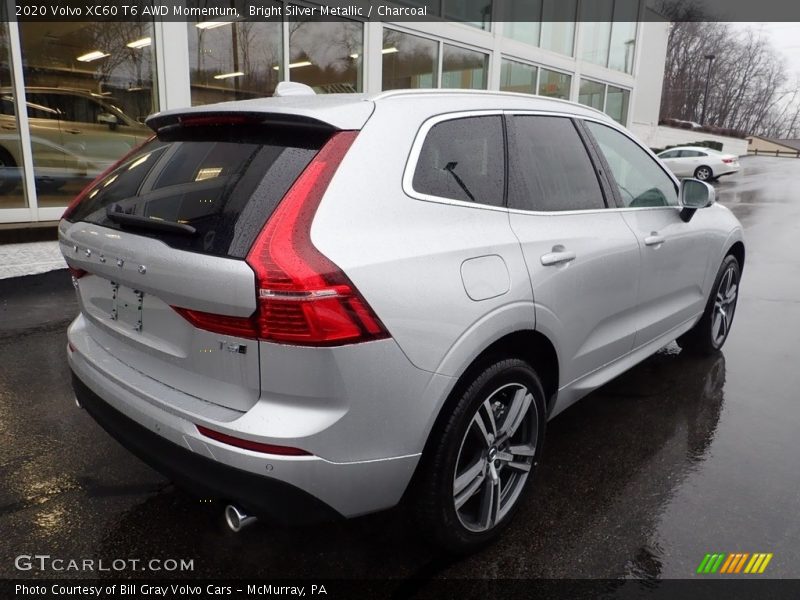 Bright Silver Metallic / Charcoal 2020 Volvo XC60 T6 AWD Momentum