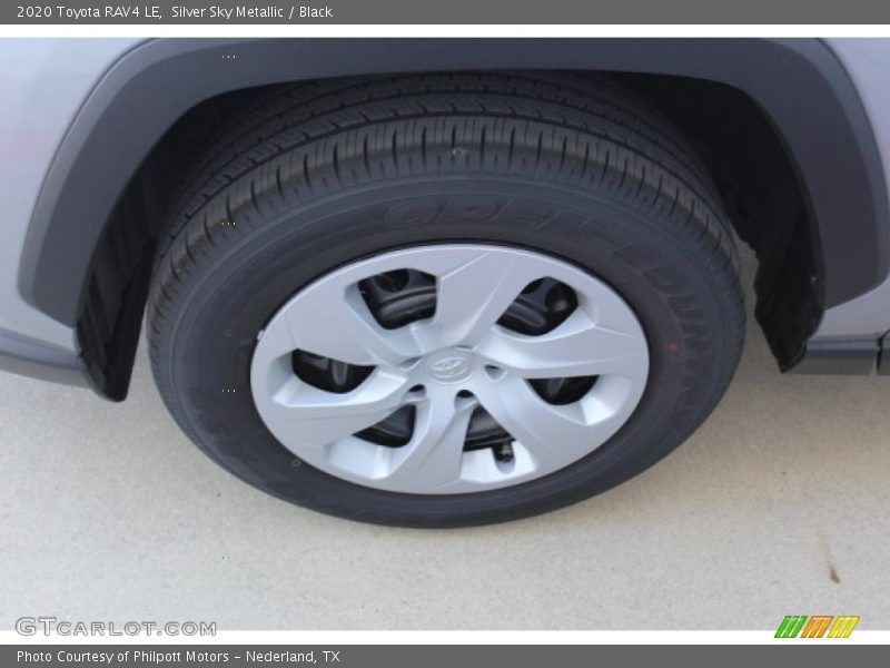 Silver Sky Metallic / Black 2020 Toyota RAV4 LE