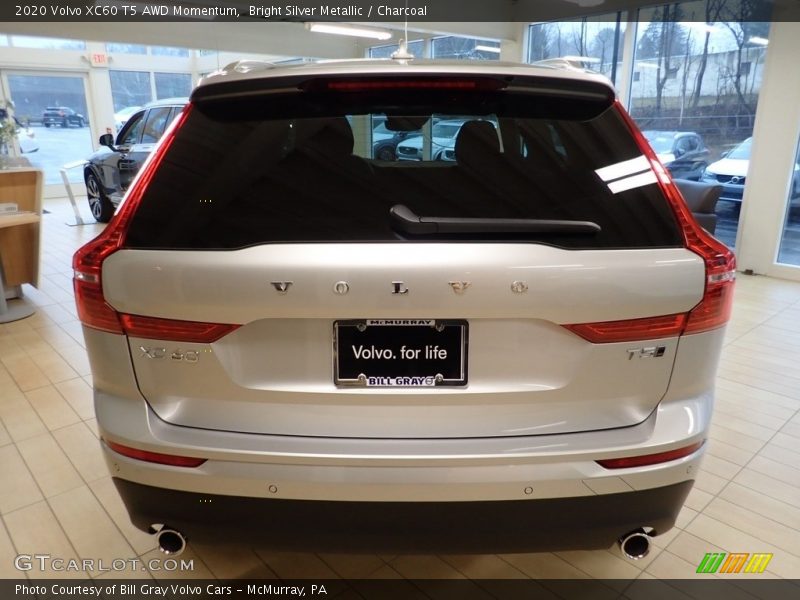 Bright Silver Metallic / Charcoal 2020 Volvo XC60 T5 AWD Momentum
