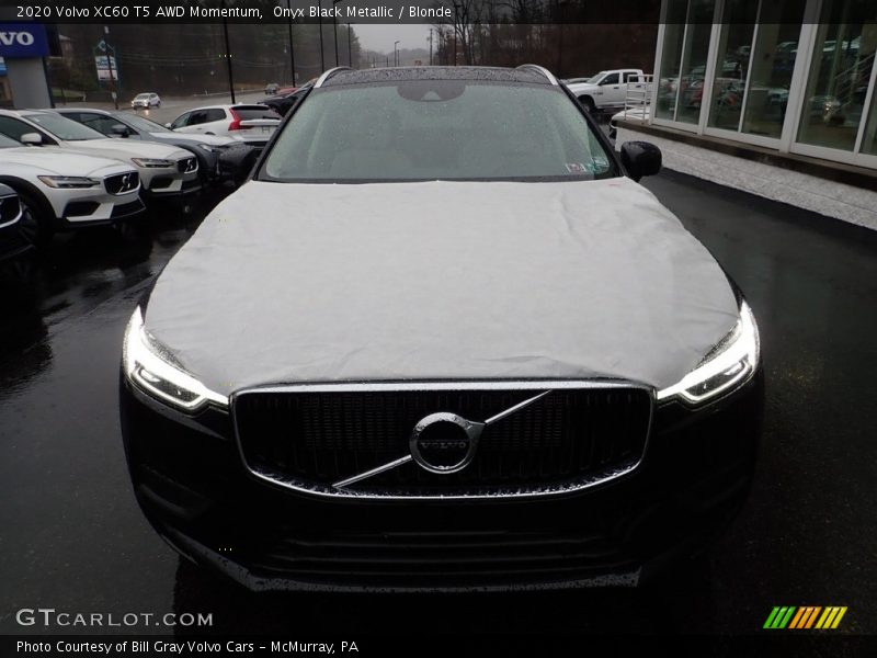 Onyx Black Metallic / Blonde 2020 Volvo XC60 T5 AWD Momentum