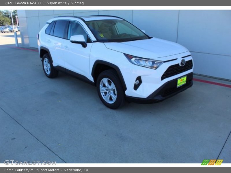 Super White / Nutmeg 2020 Toyota RAV4 XLE