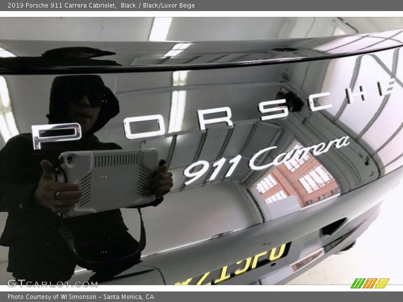  2019 911 Carrera Cabriolet Logo