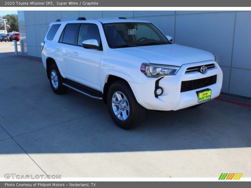 Super White / Graphite 2020 Toyota 4Runner SR5
