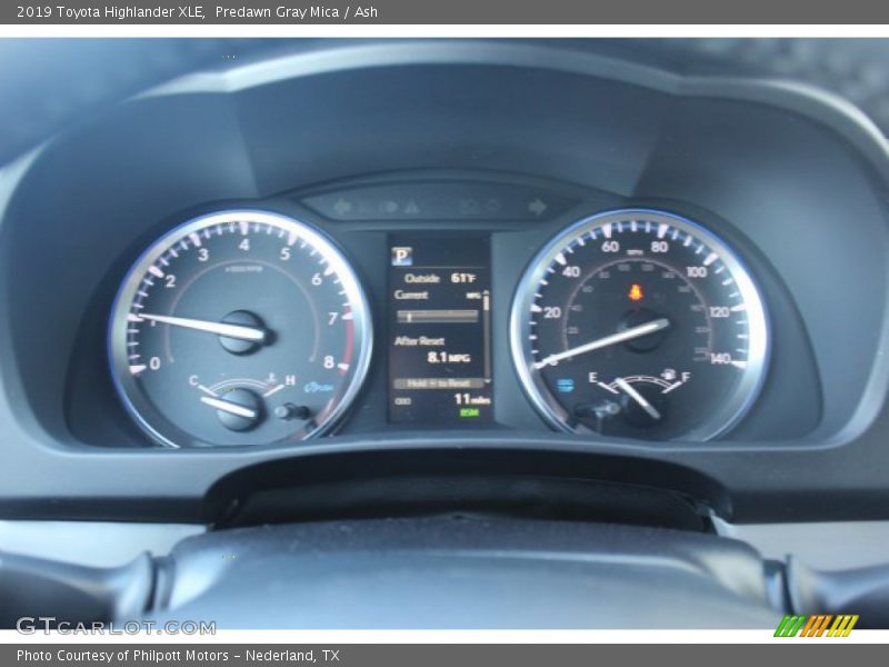 Predawn Gray Mica / Ash 2019 Toyota Highlander XLE