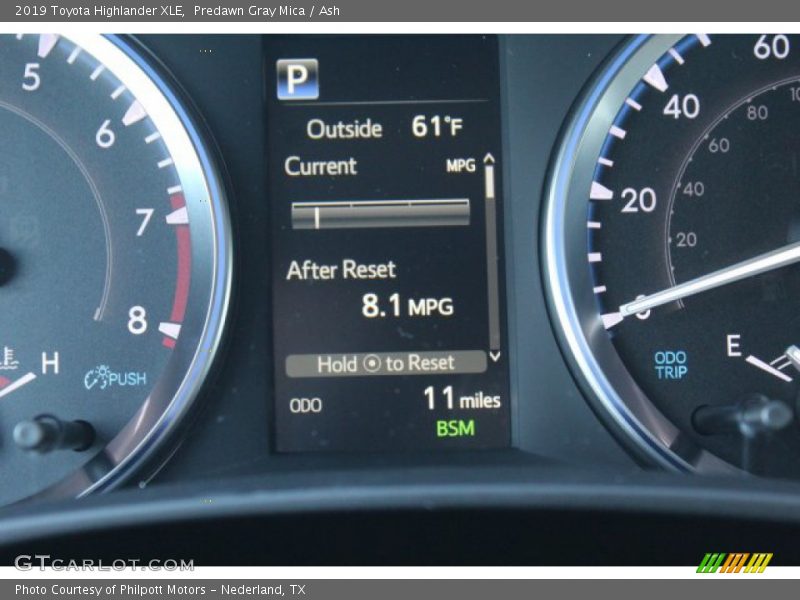 Predawn Gray Mica / Ash 2019 Toyota Highlander XLE