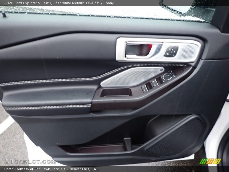 Door Panel of 2020 Explorer ST 4WD