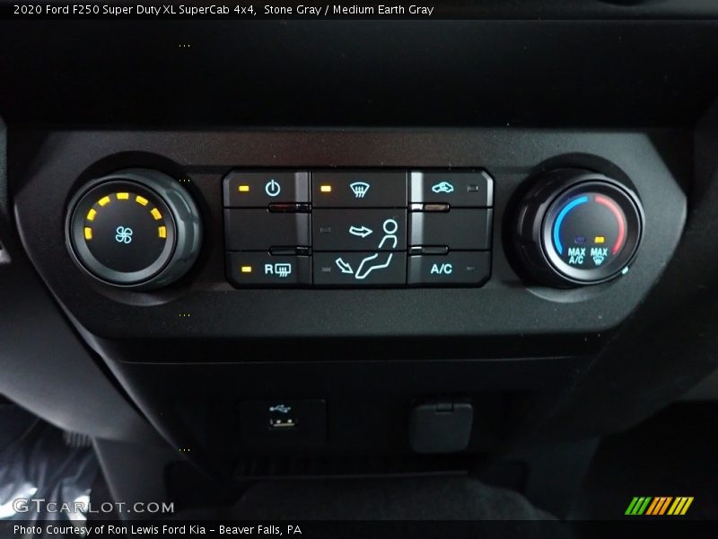 Stone Gray / Medium Earth Gray 2020 Ford F250 Super Duty XL SuperCab 4x4