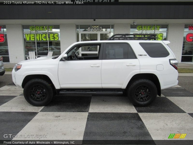 Super White / Black 2019 Toyota 4Runner TRD Pro 4x4