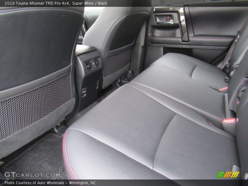 Super White / Black 2019 Toyota 4Runner TRD Pro 4x4