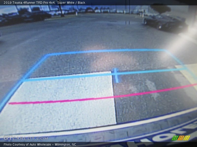 Super White / Black 2019 Toyota 4Runner TRD Pro 4x4