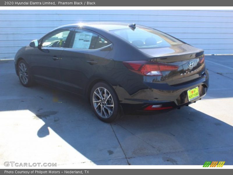 Phantom Black / Black 2020 Hyundai Elantra Limited