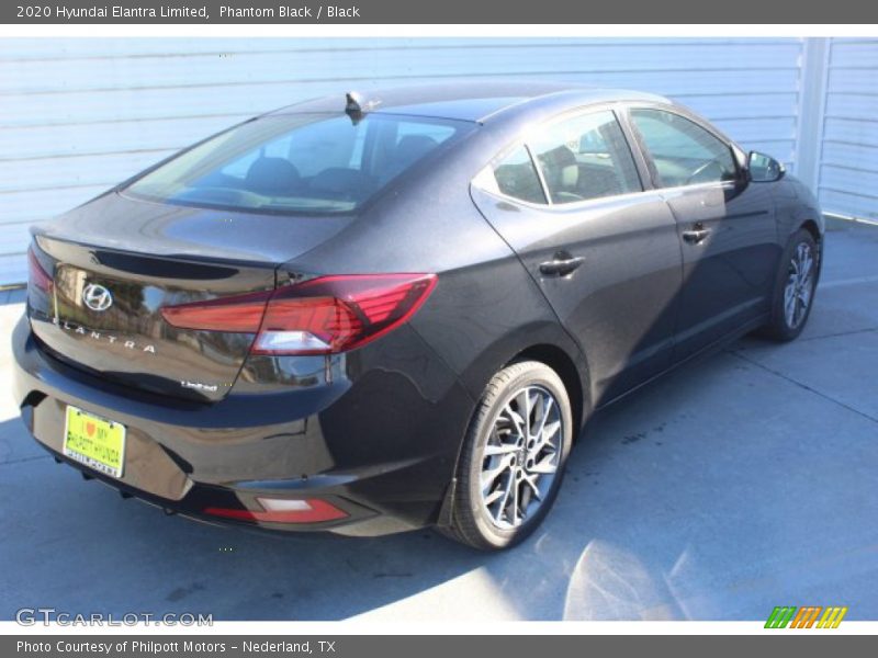 Phantom Black / Black 2020 Hyundai Elantra Limited