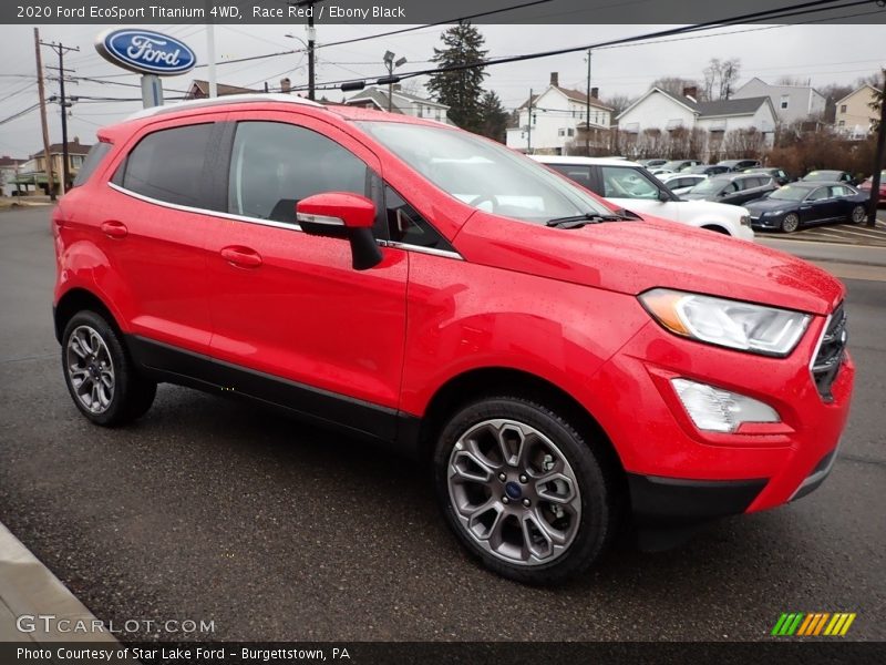 Front 3/4 View of 2020 EcoSport Titanium 4WD