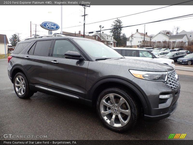 Front 3/4 View of 2020 Explorer Platinum 4WD