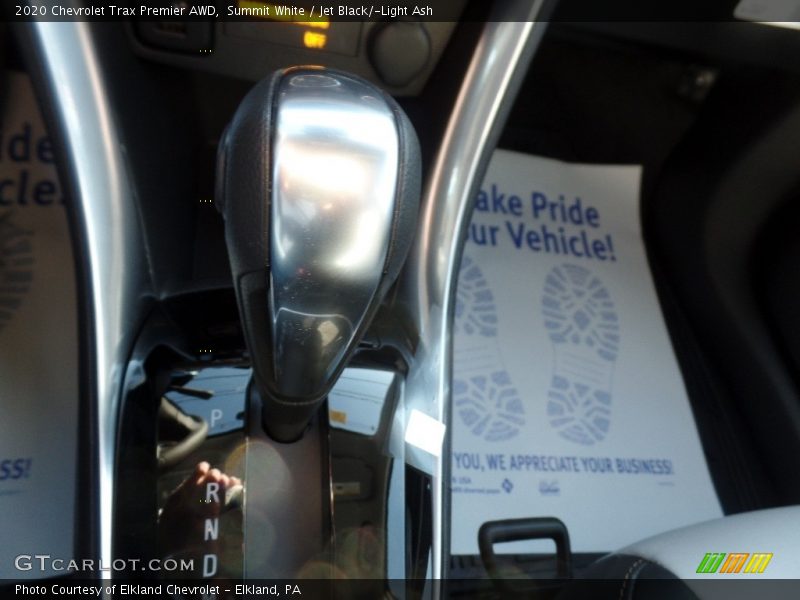 Summit White / Jet Black/­Light Ash 2020 Chevrolet Trax Premier AWD