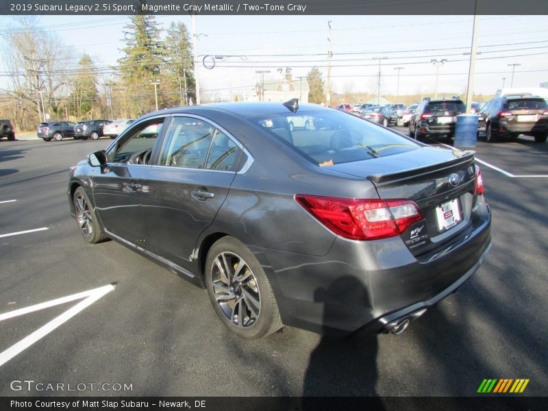 Magnetite Gray Metallic / Two-Tone Gray 2019 Subaru Legacy 2.5i Sport