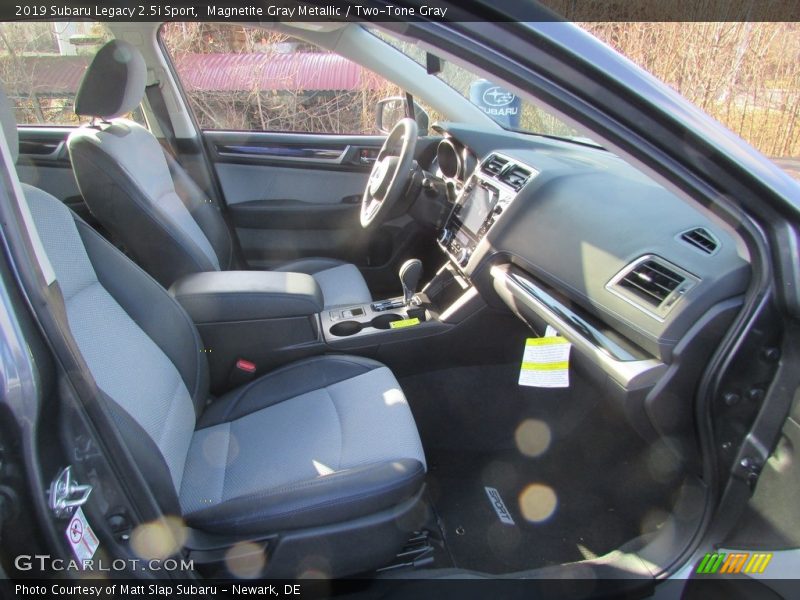 Magnetite Gray Metallic / Two-Tone Gray 2019 Subaru Legacy 2.5i Sport