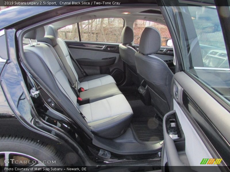 Crystal Black Silica / Two-Tone Gray 2019 Subaru Legacy 2.5i Sport