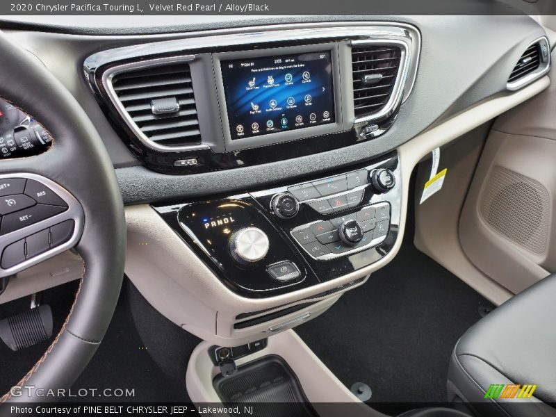 Velvet Red Pearl / Alloy/Black 2020 Chrysler Pacifica Touring L