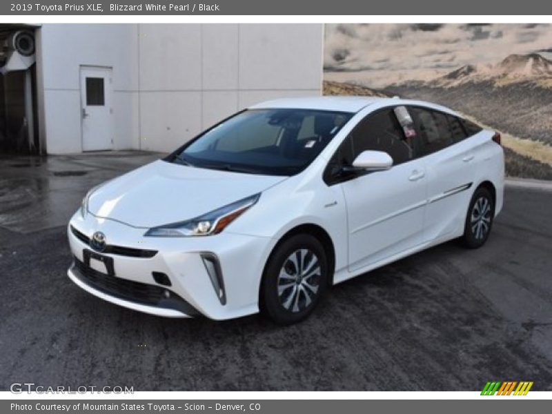 Blizzard White Pearl / Black 2019 Toyota Prius XLE