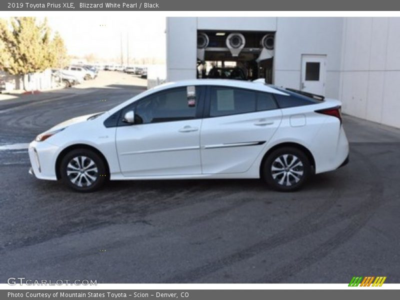 Blizzard White Pearl / Black 2019 Toyota Prius XLE