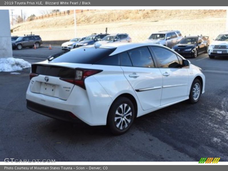 Blizzard White Pearl / Black 2019 Toyota Prius XLE