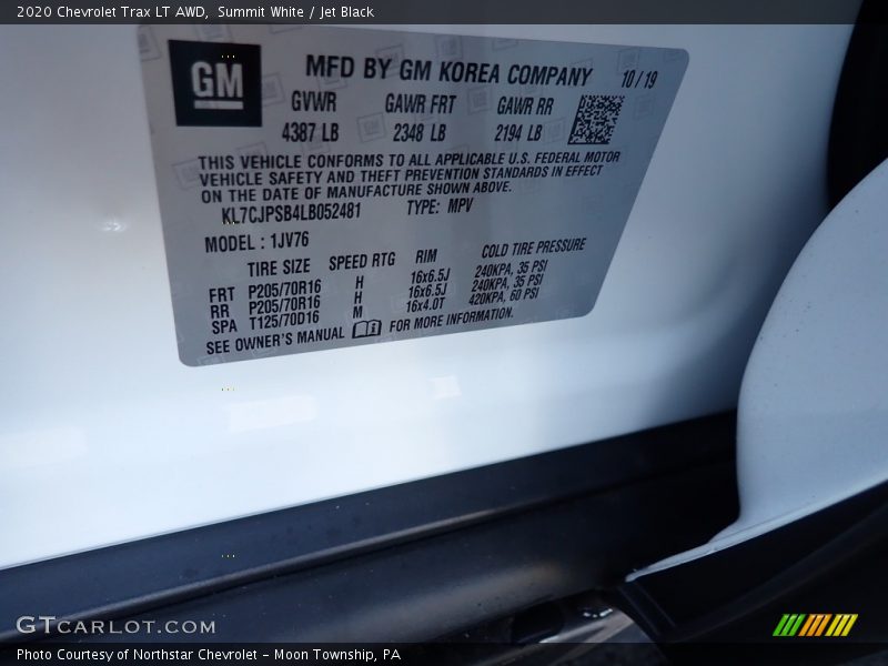 Summit White / Jet Black 2020 Chevrolet Trax LT AWD