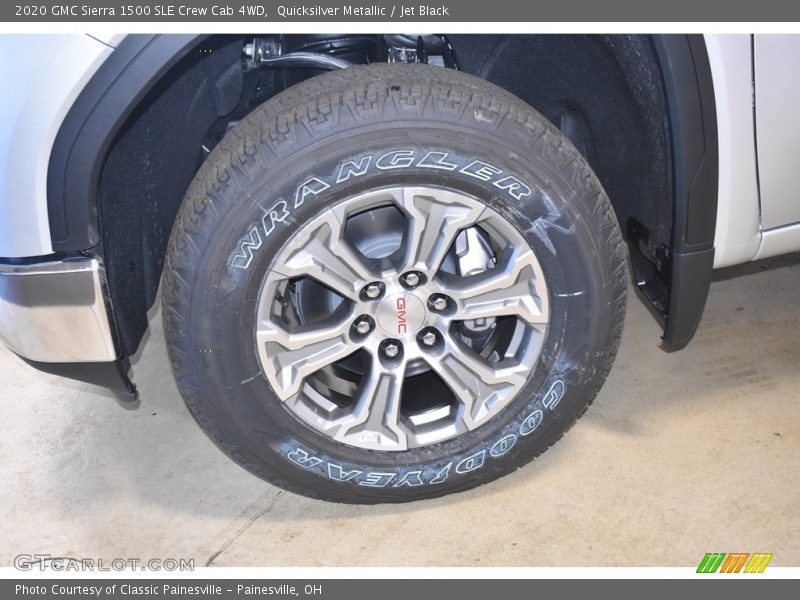 Quicksilver Metallic / Jet Black 2020 GMC Sierra 1500 SLE Crew Cab 4WD