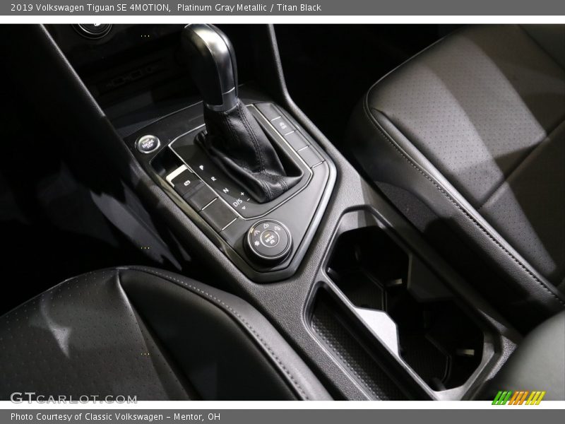Platinum Gray Metallic / Titan Black 2019 Volkswagen Tiguan SE 4MOTION