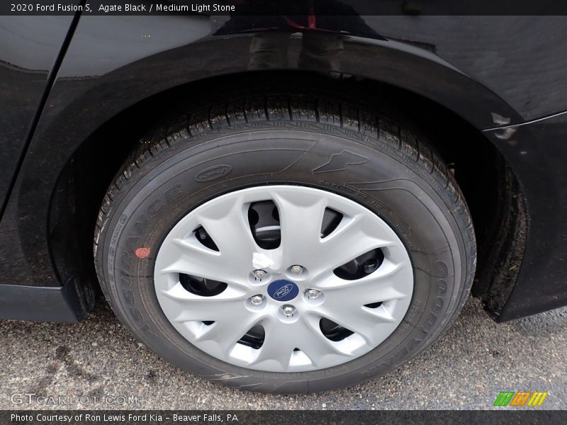 Agate Black / Medium Light Stone 2020 Ford Fusion S