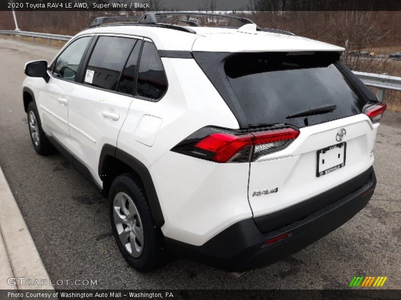 Super White / Black 2020 Toyota RAV4 LE AWD
