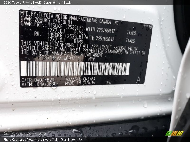Super White / Black 2020 Toyota RAV4 LE AWD