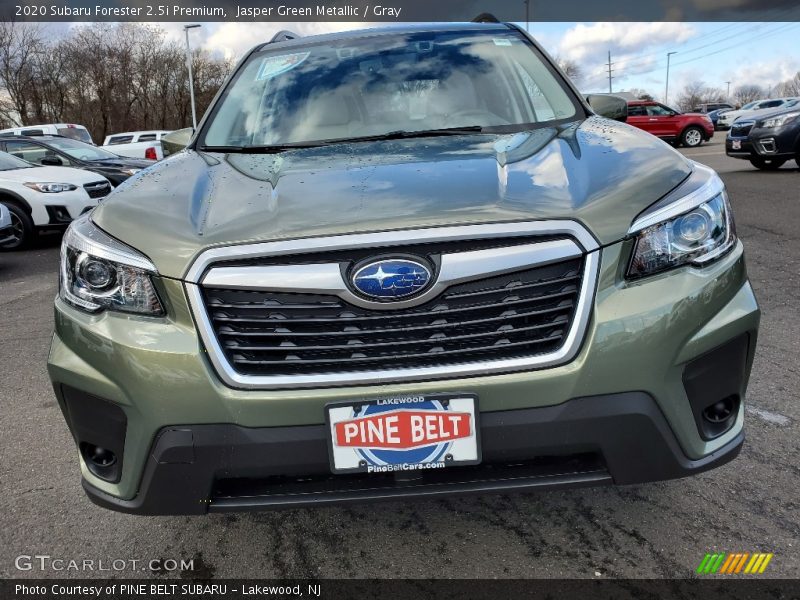 Jasper Green Metallic / Gray 2020 Subaru Forester 2.5i Premium