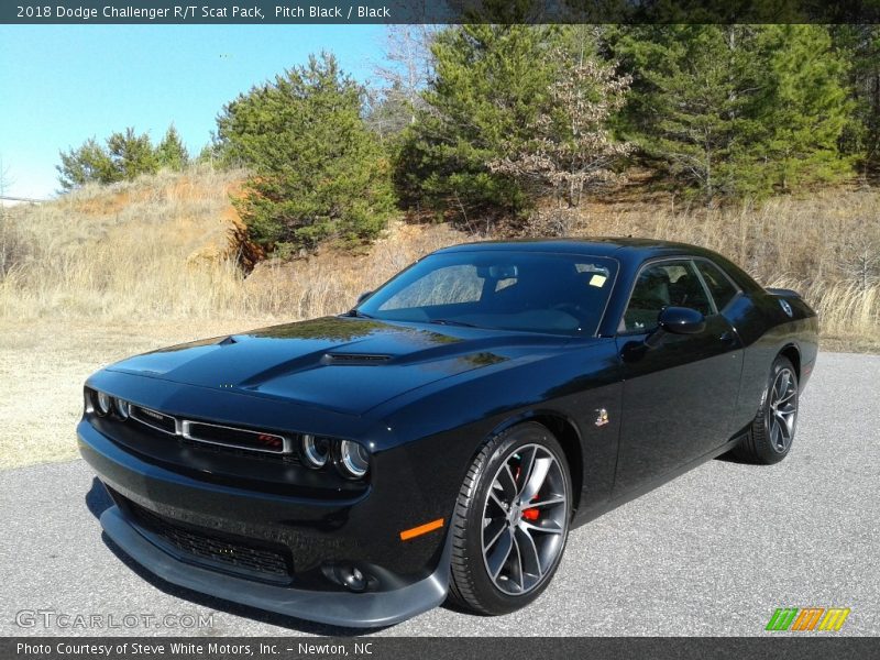 Pitch Black / Black 2018 Dodge Challenger R/T Scat Pack