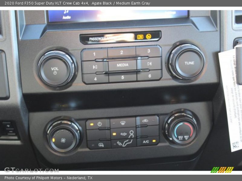 Agate Black / Medium Earth Gray 2020 Ford F350 Super Duty XLT Crew Cab 4x4