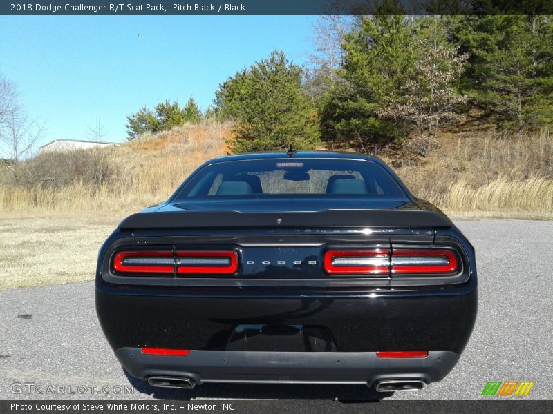Pitch Black / Black 2018 Dodge Challenger R/T Scat Pack