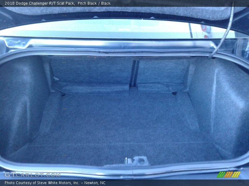 Pitch Black / Black 2018 Dodge Challenger R/T Scat Pack