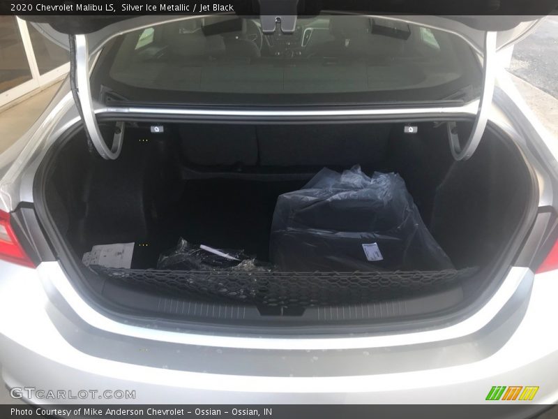 Silver Ice Metallic / Jet Black 2020 Chevrolet Malibu LS