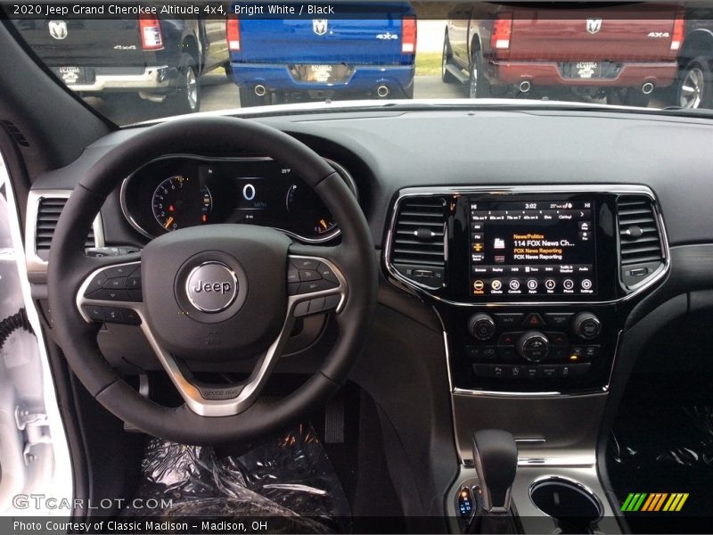 Bright White / Black 2020 Jeep Grand Cherokee Altitude 4x4