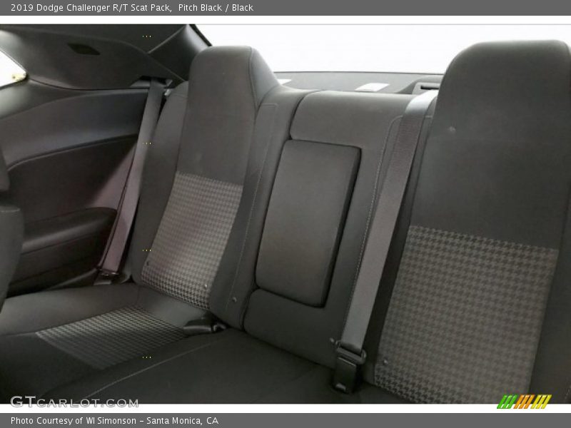 Pitch Black / Black 2019 Dodge Challenger R/T Scat Pack