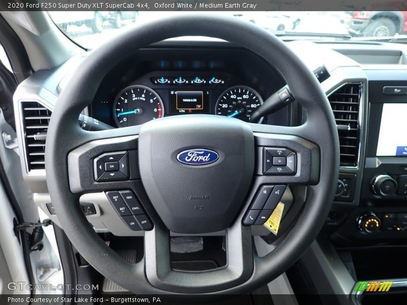 Oxford White / Medium Earth Gray 2020 Ford F250 Super Duty XLT SuperCab 4x4