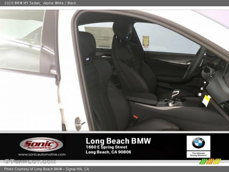 Alpine White / Black 2020 BMW M5 Sedan