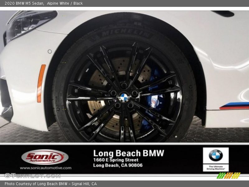 Alpine White / Black 2020 BMW M5 Sedan