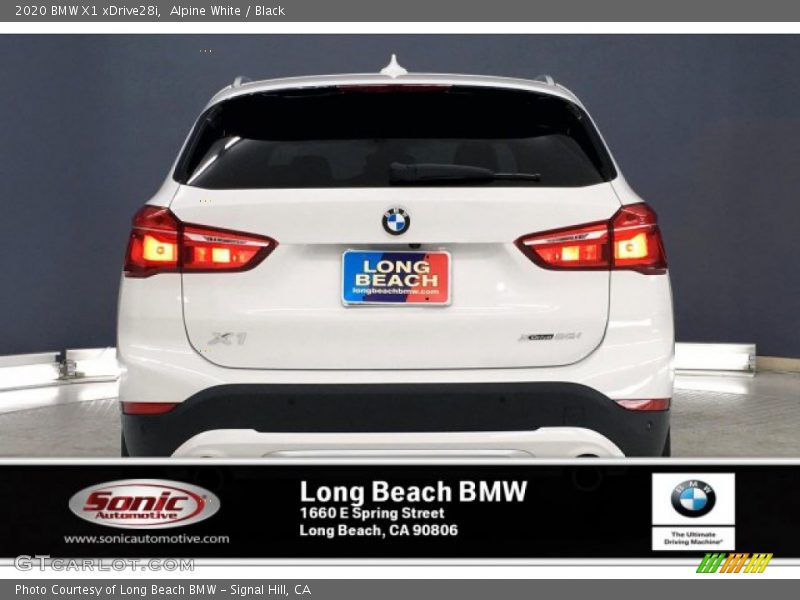 Alpine White / Black 2020 BMW X1 xDrive28i
