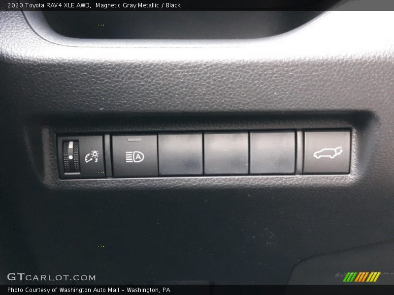 Magnetic Gray Metallic / Black 2020 Toyota RAV4 XLE AWD